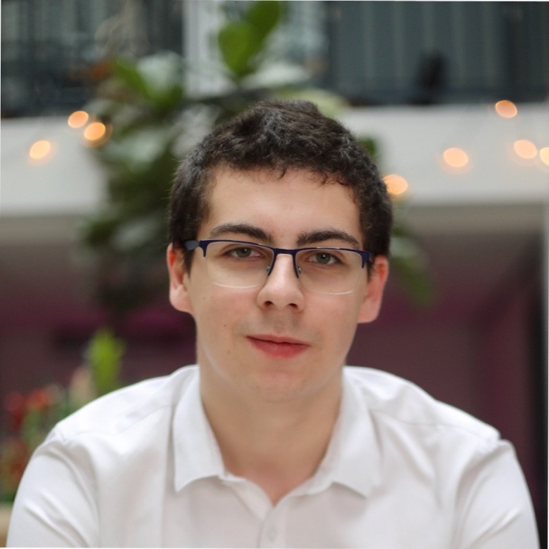 Alexandre T.